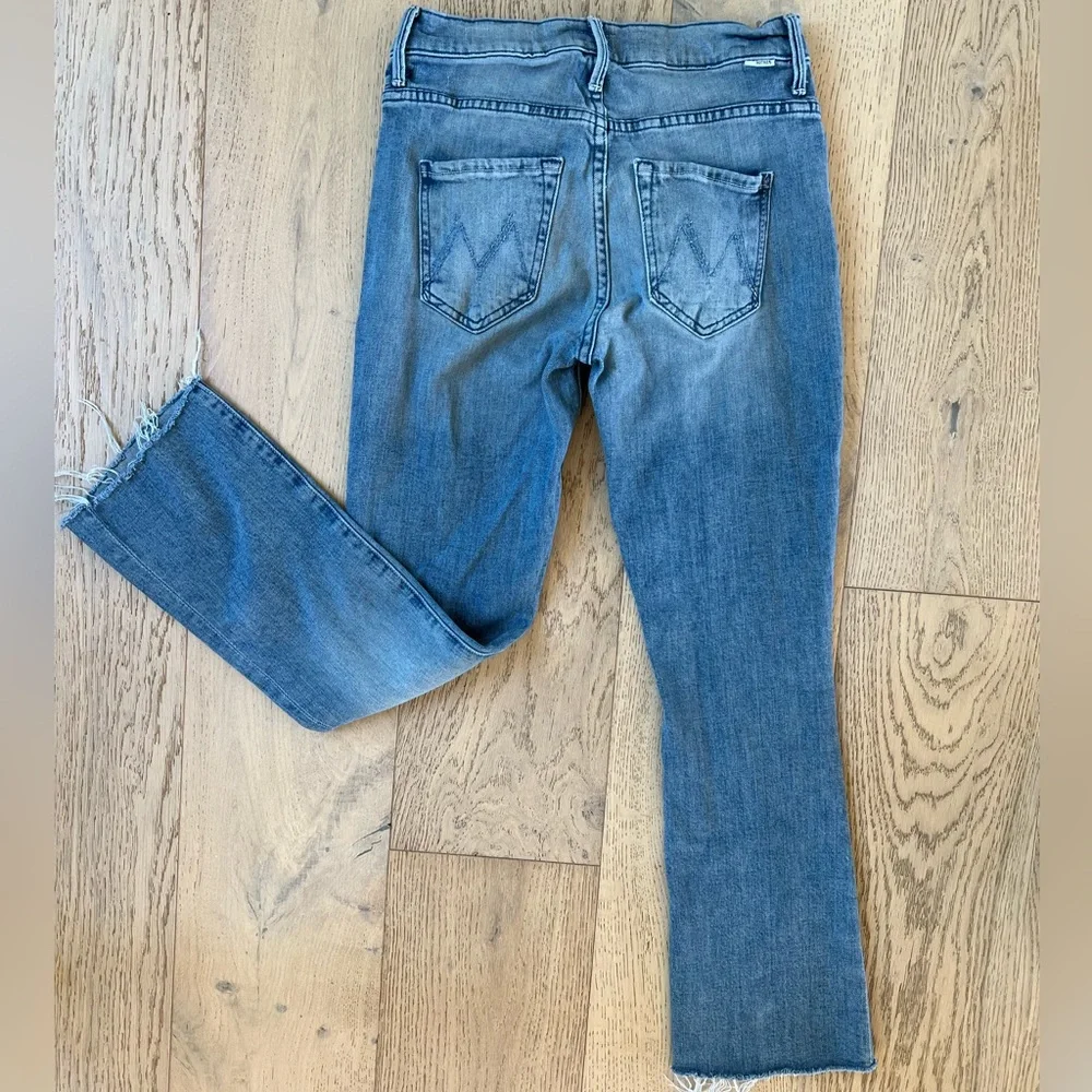 MOTHER Jeans Frayed Hem Mid Rise Straight Leg - Picture 8 of 11